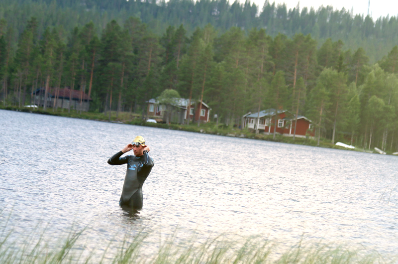 Andreas Lindén med Sailfish One våtdräkt i Stöten i Sälen